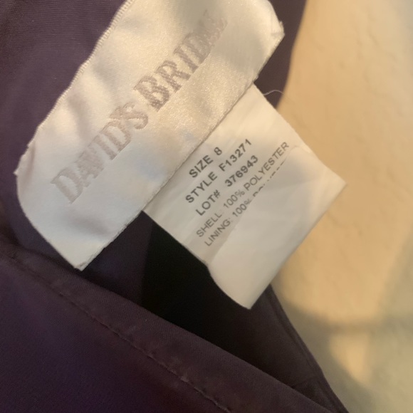 Dress - Picture 3 of 3